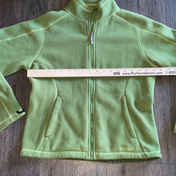 Marmot size medium full zip fleece - Picture 6 of 15